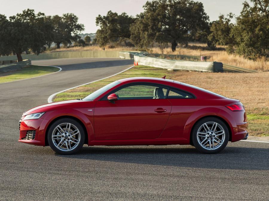  Audi TT Coupe 2.0 TFSI (8S) 2014 года  (WW) (фото 4 из 7)